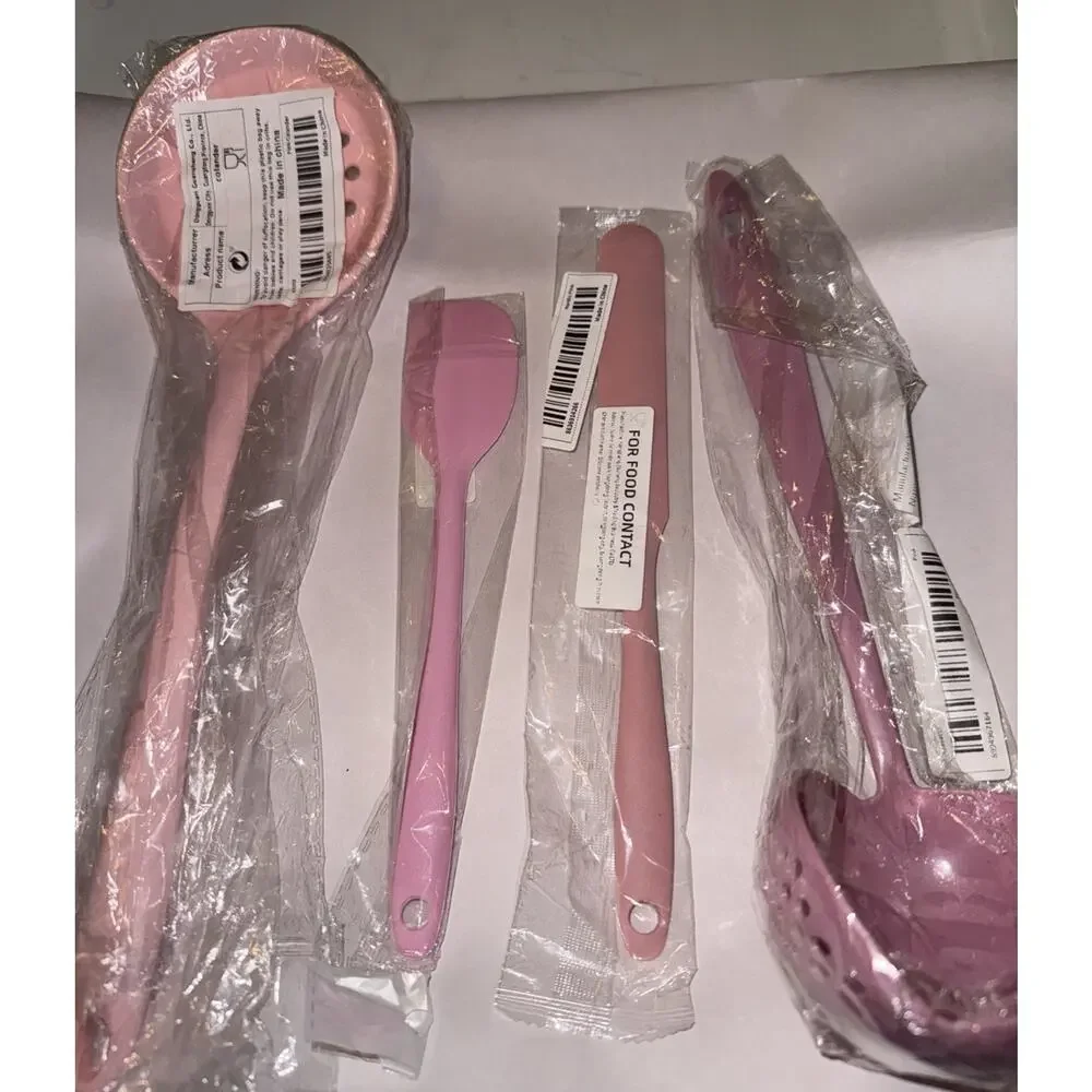 NWT Set Of Three Silicone Spatula Strainer W/ Free Bonus Plastic Ladle/Colander